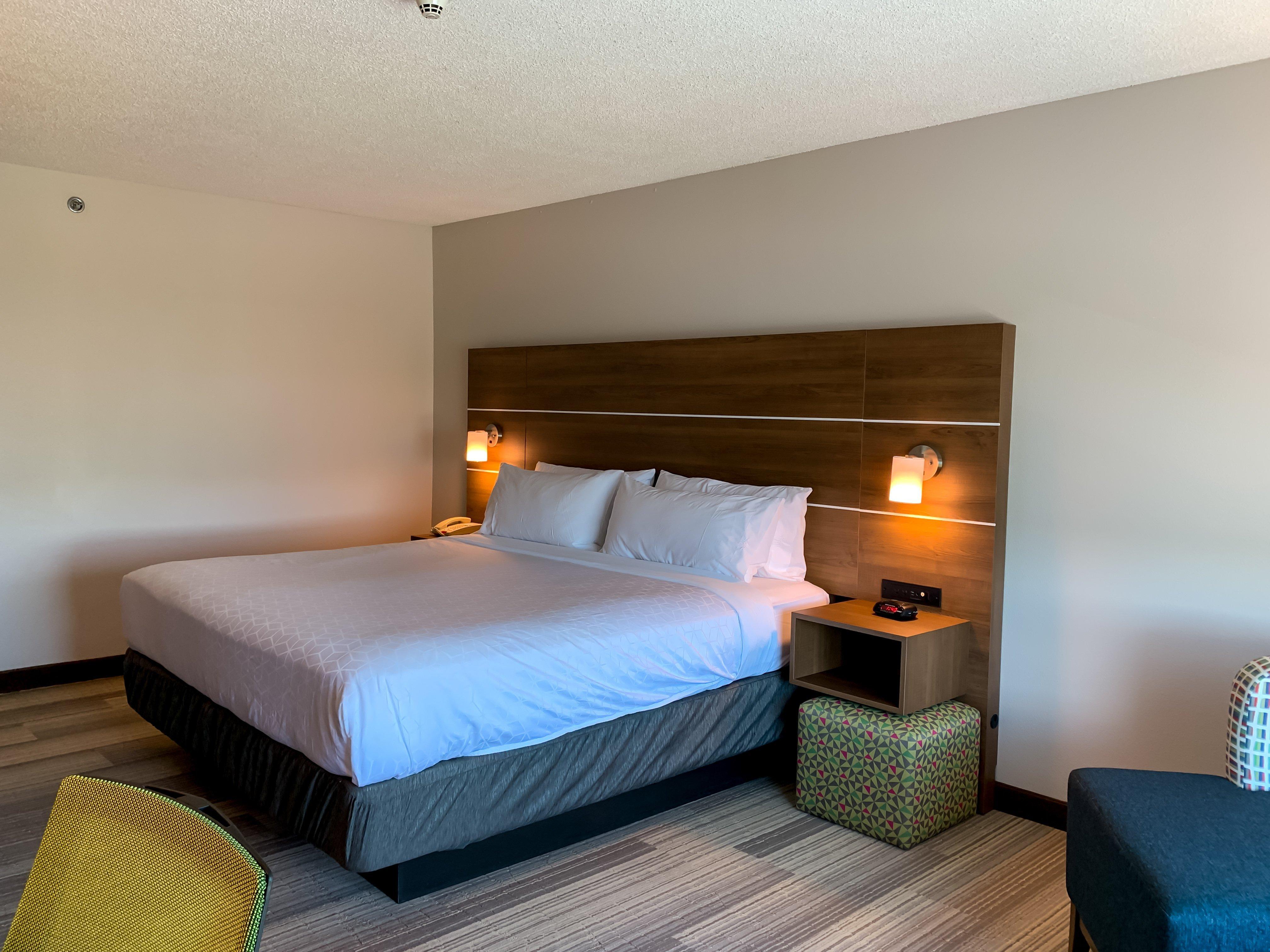 Holiday Inn Express & Suites Lexington Downtown Area-Keeneland By Ihg Exterior photo